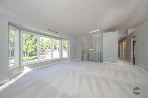 17542 Kiloana Ct, Eagle River, AK 99577 photo 2