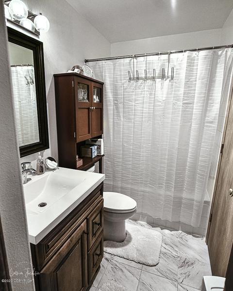 6568 Desiree Loop, Anchorage, AK 99507 photo 9