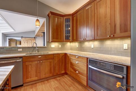 9620 Grover Dr, Anchorage, AK 99507 photo 11