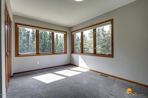 9620 Grover Dr, Anchorage, AK 99507 photo 30
