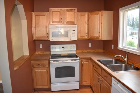 12641 Crested Butte Dr, Eagle River, AK 99577 photo 5