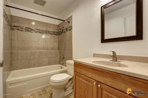 8431 E 12th Ct, Anchorage, AK 99504 photo 26