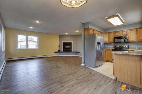 8431 E 12th Ct, Anchorage, AK 99504 photo 8