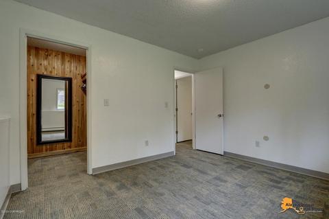8431 E 12th Ct, Anchorage, AK 99504 photo 21