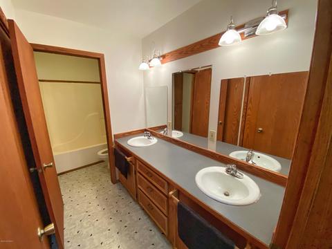 22043 Cloverleaf Rd, Chugiak, AK 99567 photo 10