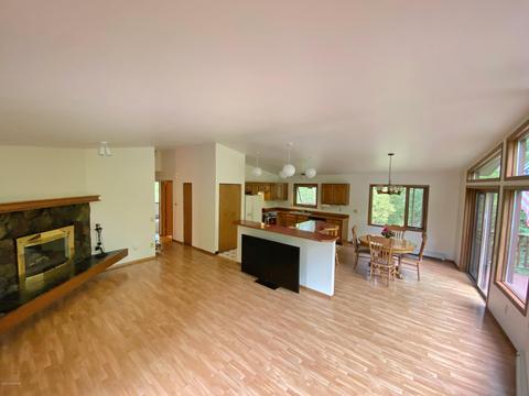 22043 Cloverleaf Rd, Chugiak, AK 99567 photo 15