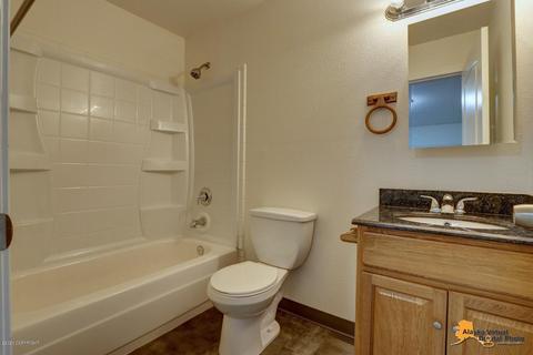 3433 E 17th Ave, Anchorage, AK 99508 photo 16