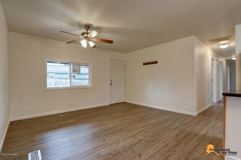 3433 E 17th Ave, Anchorage, AK 99508 photo 4