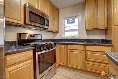 3433 E 17th Ave, Anchorage, AK 99508 photo 10