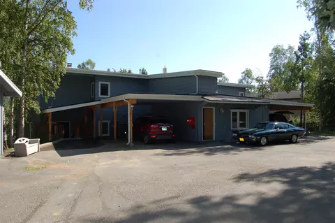 5530 E 38th Ct, Anchorage, AK 99504 photo 1