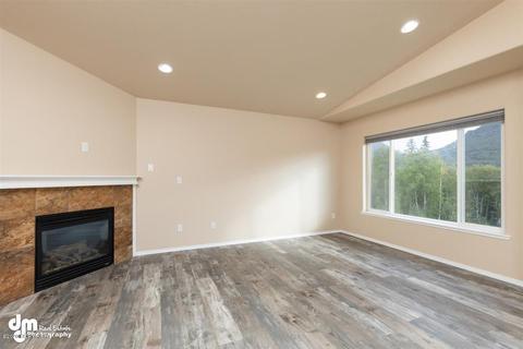 8968 Eagle River Ln, Eagle River, AK 99577 photo 5