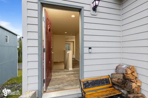 8968 Eagle River Ln, Eagle River, AK 99577 photo 3