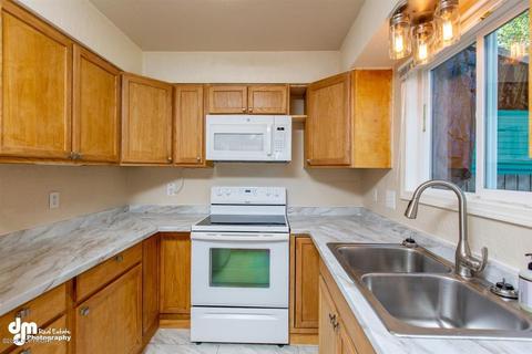 3121 E 64th Ave, Anchorage, AK 99507 photo 8