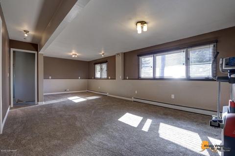 8601 E 11th Ct, Anchorage, AK 99504 photo 24