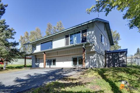 8601 E 11th Ct, Anchorage, AK 99504 photo 1