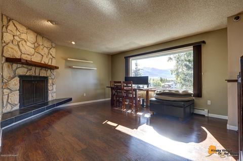 8601 E 11th Ct, Anchorage, AK 99504 photo 5