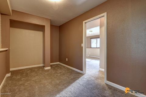 8601 E 11th Ct, Anchorage, AK 99504 photo 22
