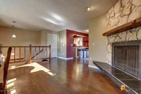 8601 E 11th Ct, Anchorage, AK 99504 photo 4