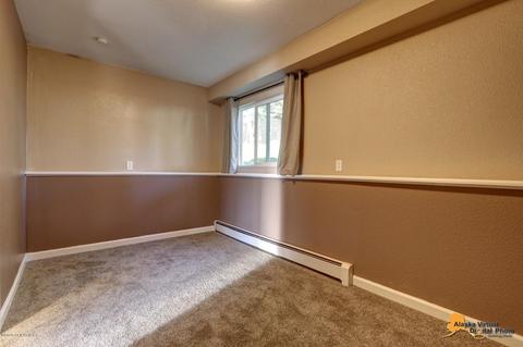 8601 E 11th Ct, Anchorage, AK 99504 photo 21