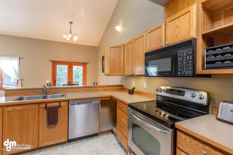 648 E 74th Ave, Anchorage, AK 99518 photo 37