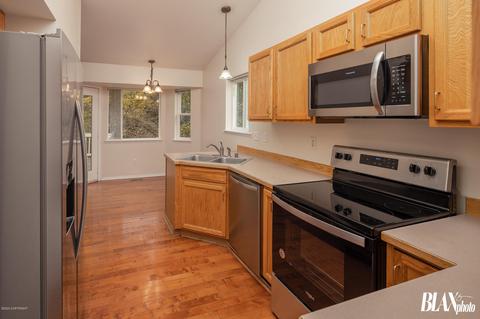 19243 Trail Bay Dr, Eagle River, AK 99577 photo 8