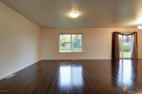 1415 Summit View St, Anchorage, AK 99504 photo 10