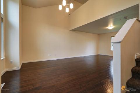 1415 Summit View St, Anchorage, AK 99504 photo 5
