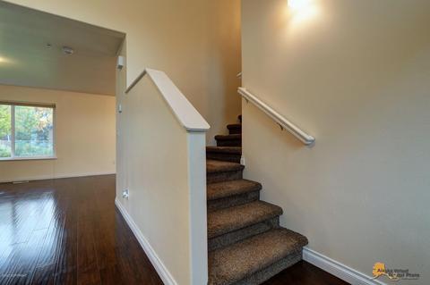 1415 Summit View St, Anchorage, AK 99504 photo 22