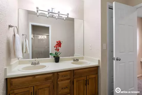 2000 E 72nd Ave, Anchorage, AK 99507 photo 16