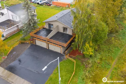 2000 E 72nd Ave, Anchorage, AK 99507 photo 3