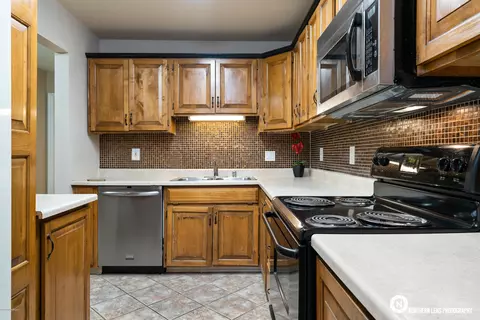 2000 E 72nd Ave, Anchorage, AK 99507 photo 9