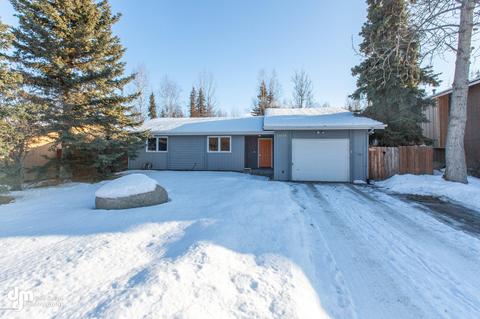 12613 Crested Butte Dr, Eagle River, AK 99577 photo 2