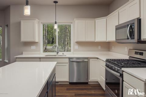 9077 E Windy Woods Loop, Palmer, AK 99645 photo 12