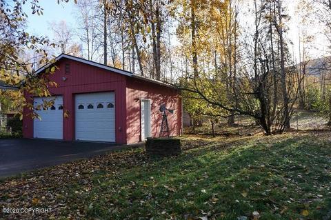 17651 Werre St, Chugiak, AK 99567 photo 2