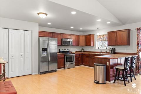 16631 Eleonora St, Eagle River, AK 99577 photo 7