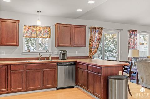 16631 Eleonora St, Eagle River, AK 99577 photo 8
