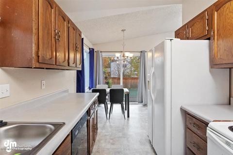 4729 E 6th Ave, Anchorage, AK 99504 photo 10