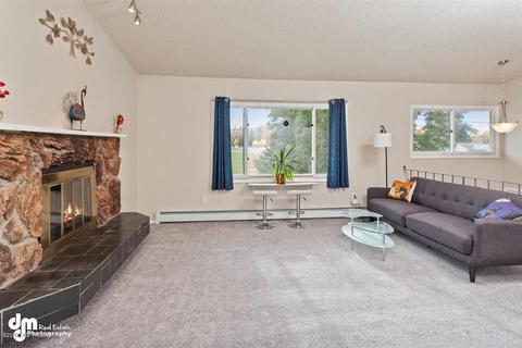 4729 E 6th Ave, Anchorage, AK 99504 photo 3