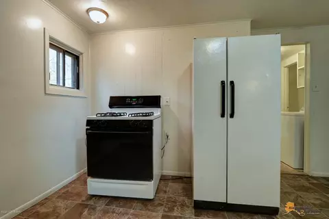 834 E 72nd Ave, Anchorage, AK 99518 photo 8