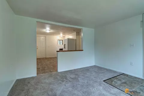 834 E 72nd Ave, Anchorage, AK 99518 photo 3