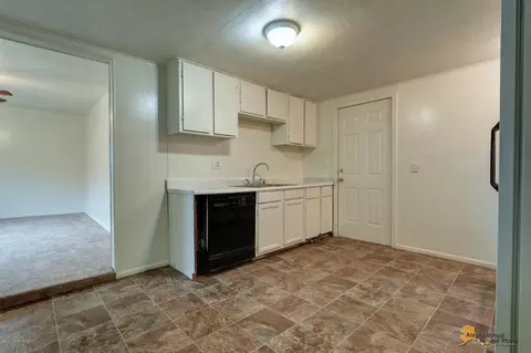 834 E 72nd Ave, Anchorage, AK 99518 photo 7