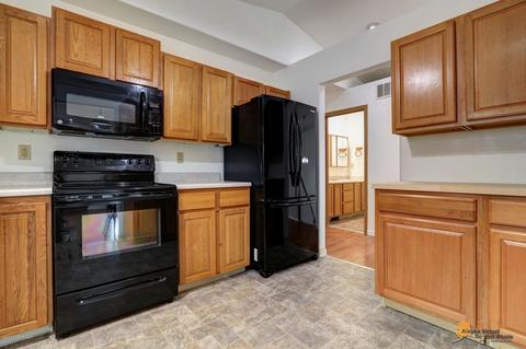 5446 E 4th Ave, Anchorage, AK 99508 photo 12
