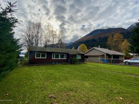 217 Marathon Dr, Seward, AK 99664 photo 3