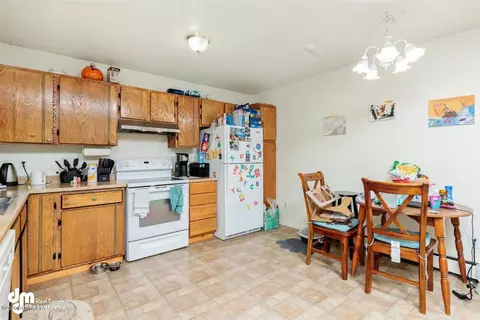 1911 E 75th Ave, Anchorage, AK 99507 photo 13