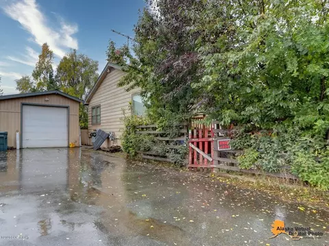6430 E 9th Ave, Anchorage, AK 99504 photo 2