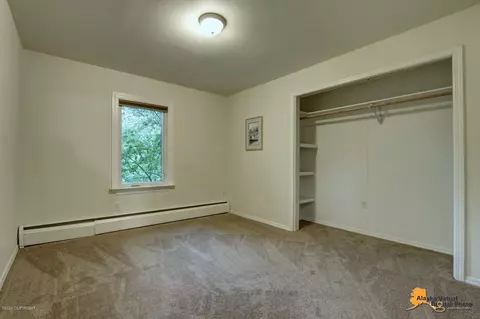 6430 E 9th Ave, Anchorage, AK 99504 photo 11