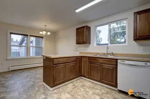 6430 E 9th Ave, Anchorage, AK 99504 photo 8