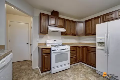 6430 E 9th Ave, Anchorage, AK 99504 photo 7