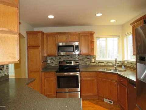 20798 Icefall Dr, Eagle River, AK 99577 photo 4