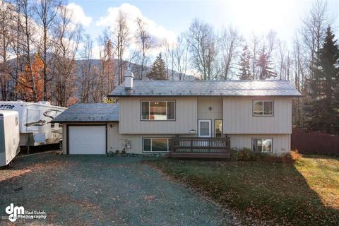 17928 Tonsina Ct, Eagle River, AK 99577 photo 2